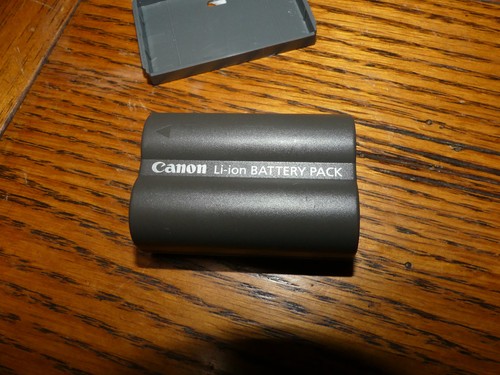 Canon battery pack 511 - pack,